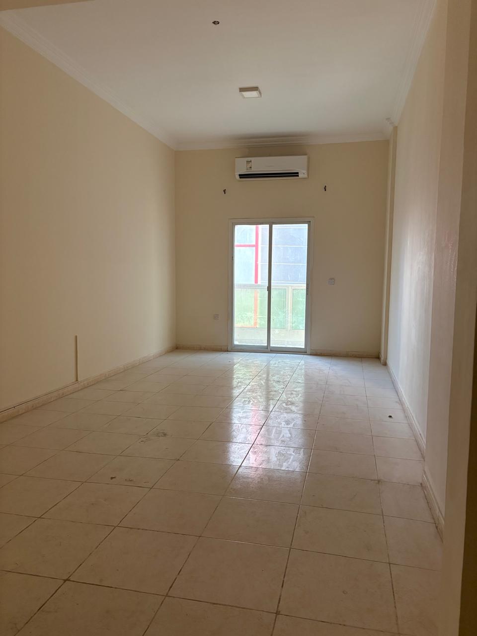 Affordable Spacious 2Bed/2 Bath with Balcony- Prime Location!