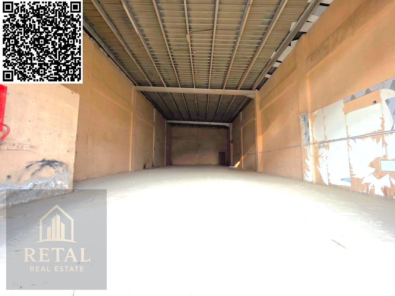 One flat warehouse, large space, good rent, 27 kW electricity.
