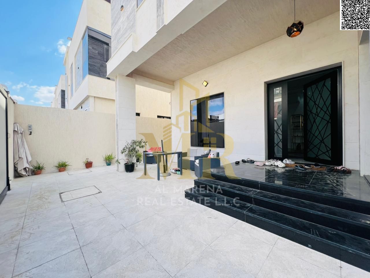 Two-story villa with a rooftop terrace, fully furnished and ready to move into, in one of Ajman's most prestigious areas. Freehold ownership available
