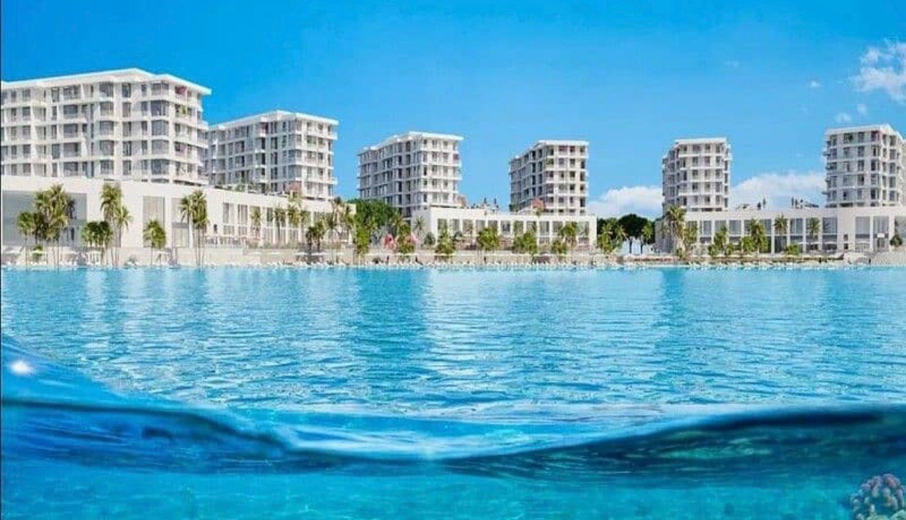 Stylish Studio Apartment - High - Return Waterfront - Excellent Investment Opportunity