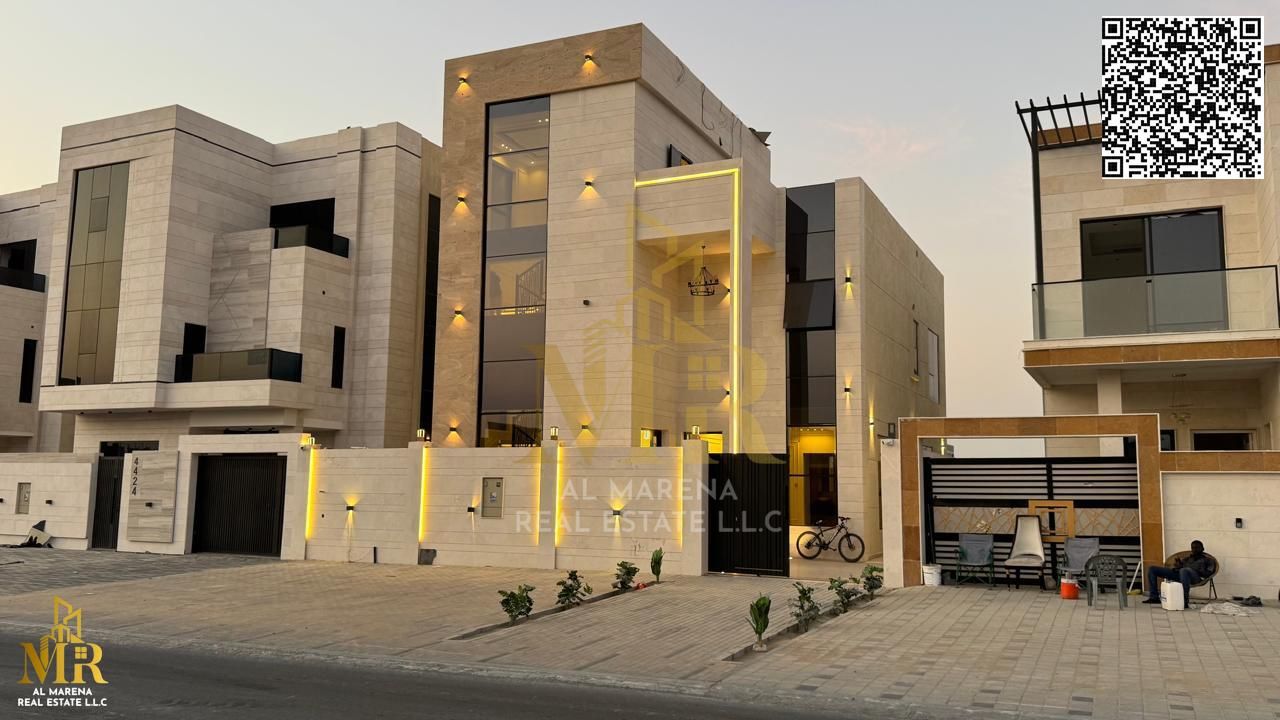Modern Double-High Villa, 2 floors + roof, 5 master bedrooms, prime location with high-end finishes, price includes registration and ownership fees, p