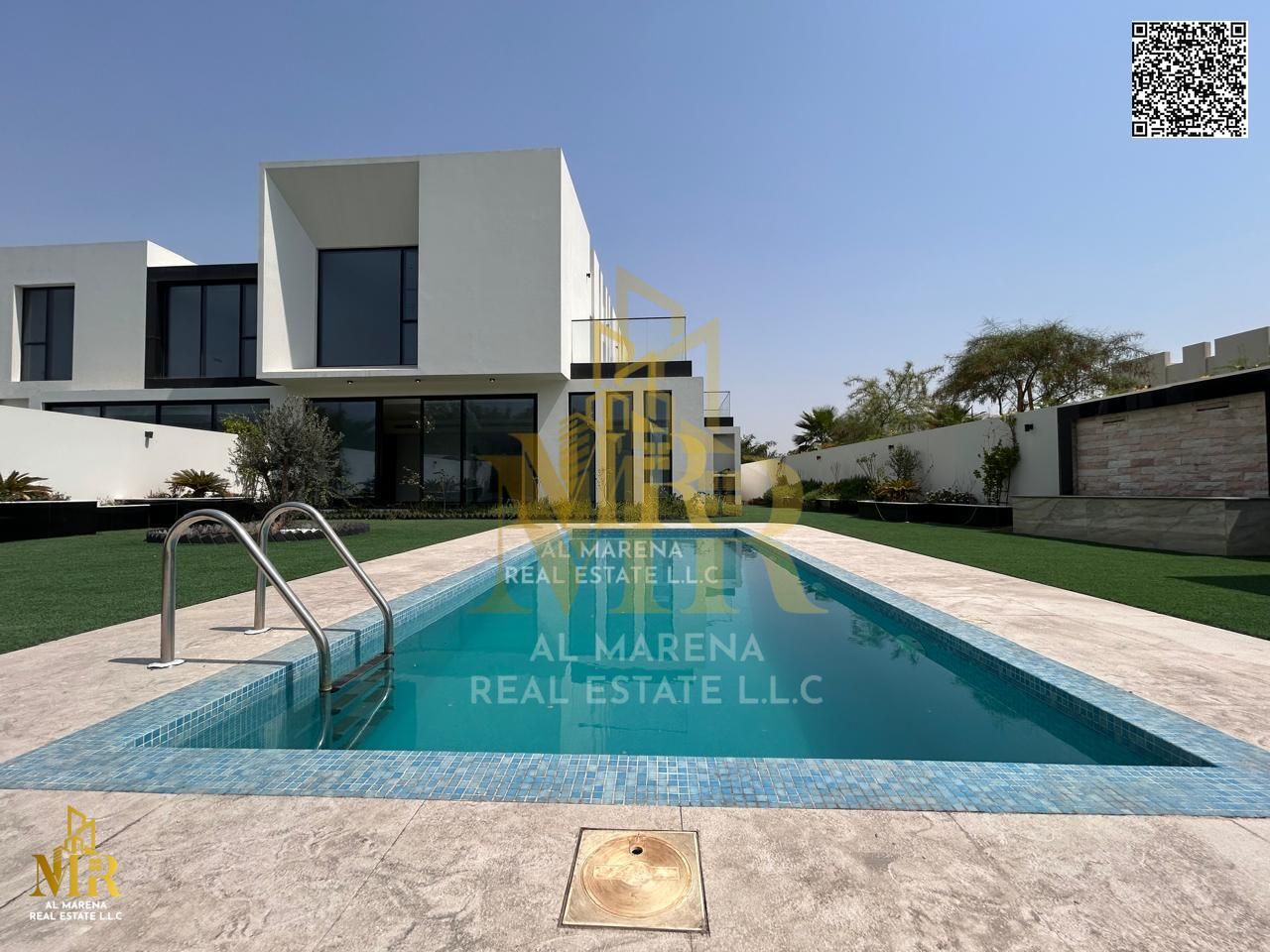 Dream corner villa in central Al Zouraa, 3 master bedrooms, pool & large garden, luxurious design & stunning view, price includes electricity, water &