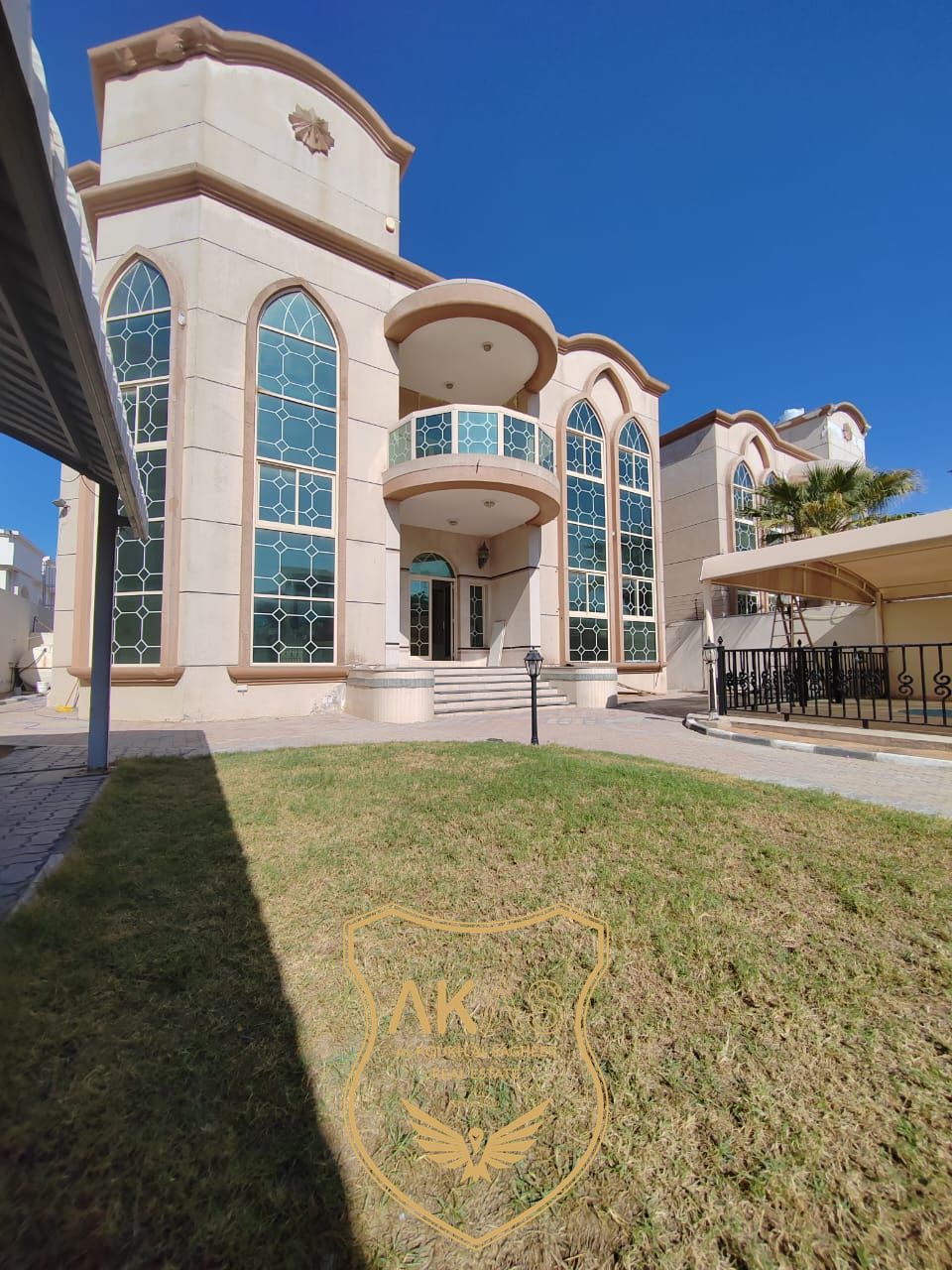 SPACIOUS 4 BEDROOM VILLA AVAILABLE AL SHIRKAN