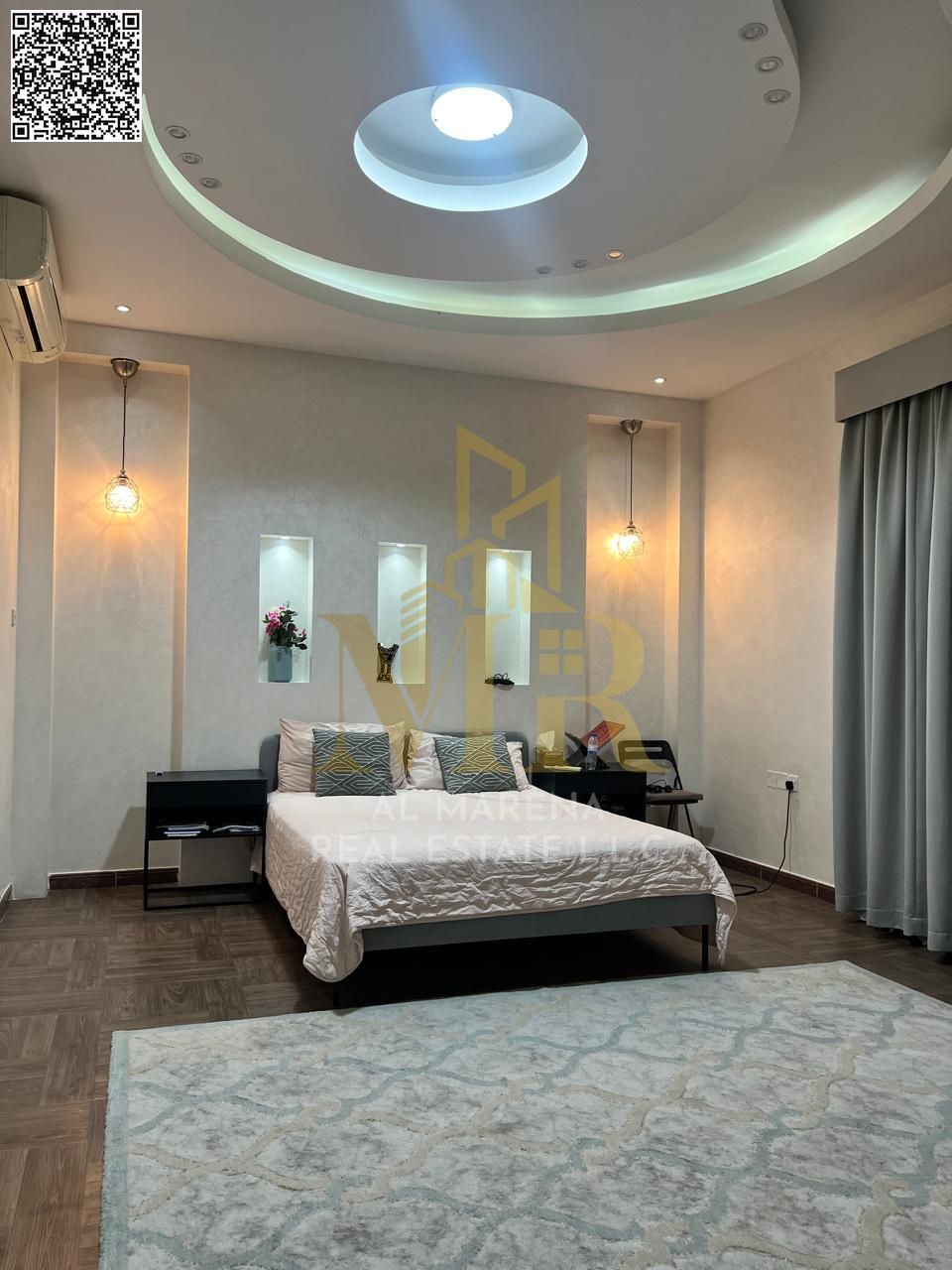 Luxury villa, 10,000 sq ft, super deluxe, for sale in Al Muwaihat 2, Ajman, price includes electricity, water, and air conditioning.