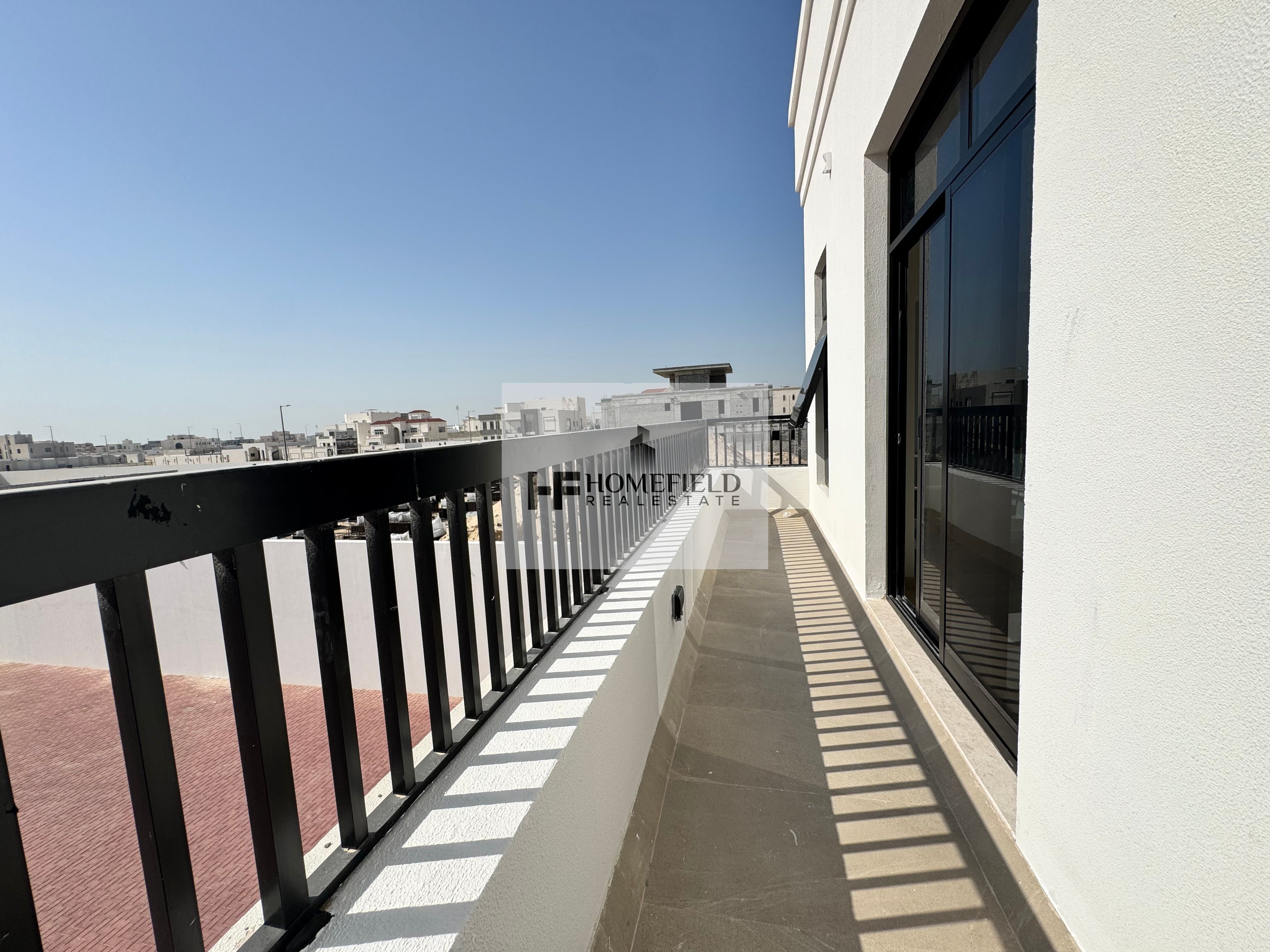 Luxurious|Brand new|Balcony|Modern|Ready to move|Sep kitchen and bathroom