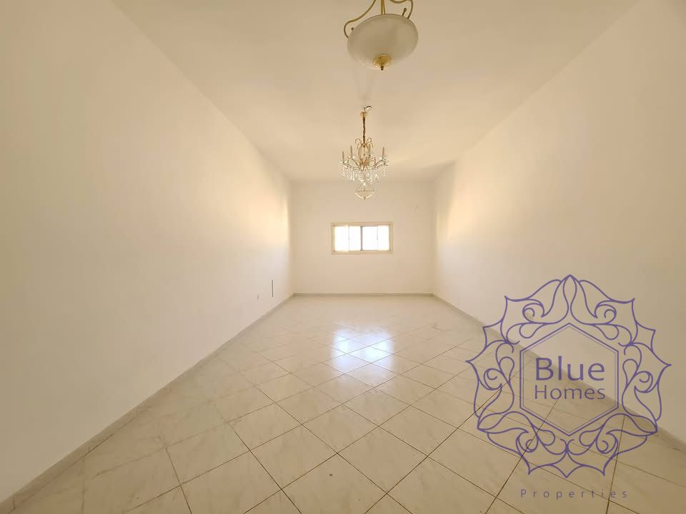 Big 3bhk for family in old muwaileh sharjah