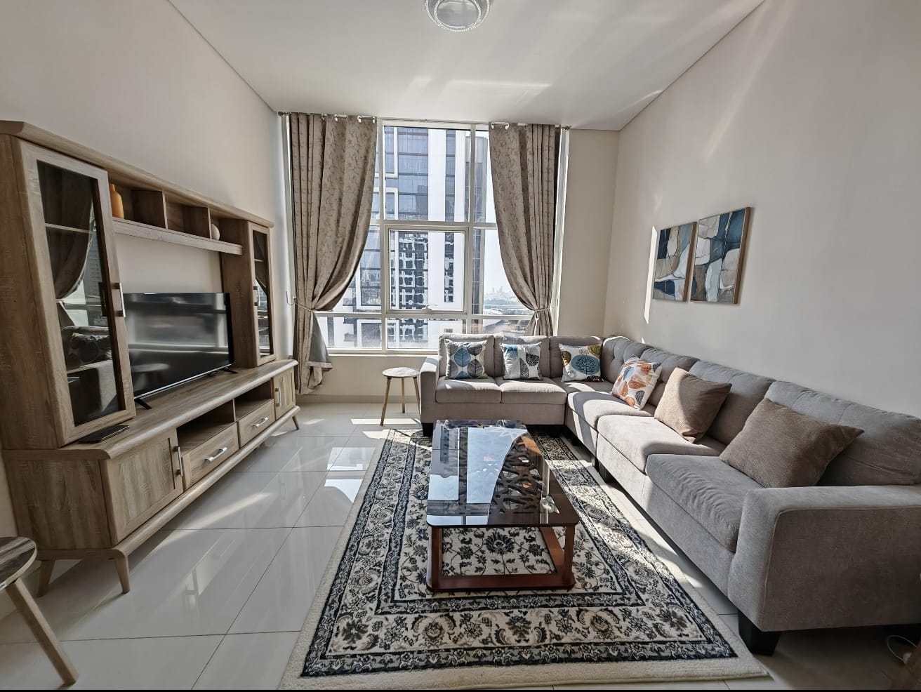 Furnished | Upgraded | Vacant | Ready to Move in