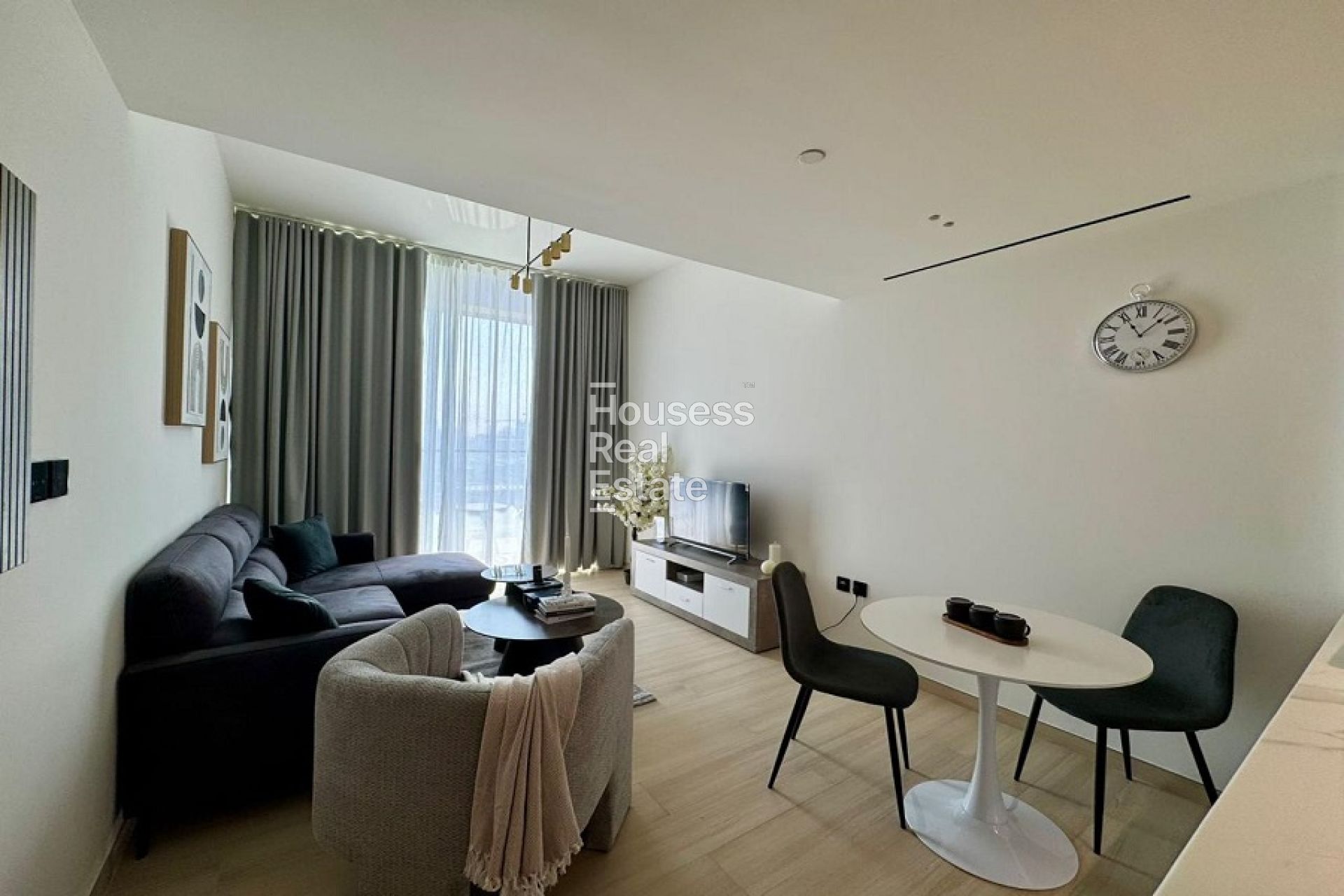 Fully furnished | Pool view | Mid Floor