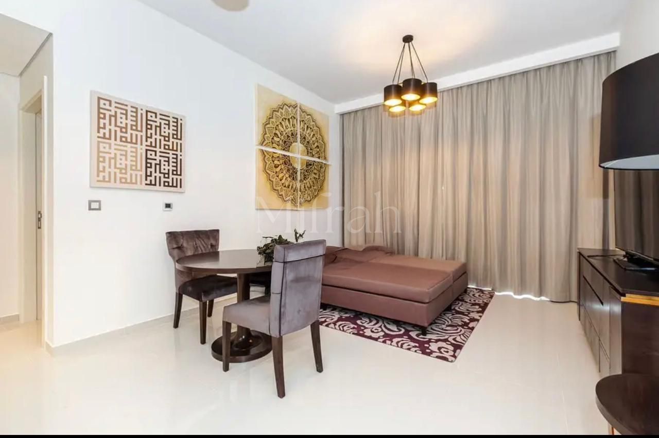Modern 1BR I Furnished I Pool View