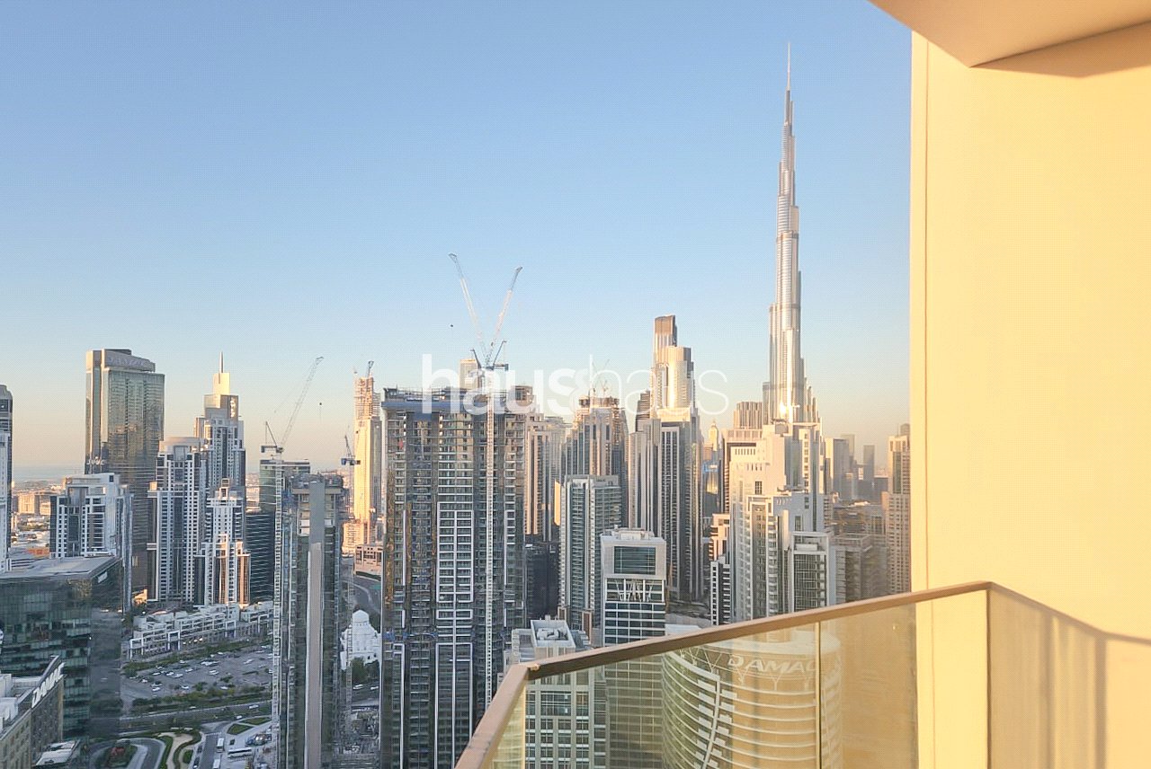 Burj Khalifa View | Premium Amenities | Vacant