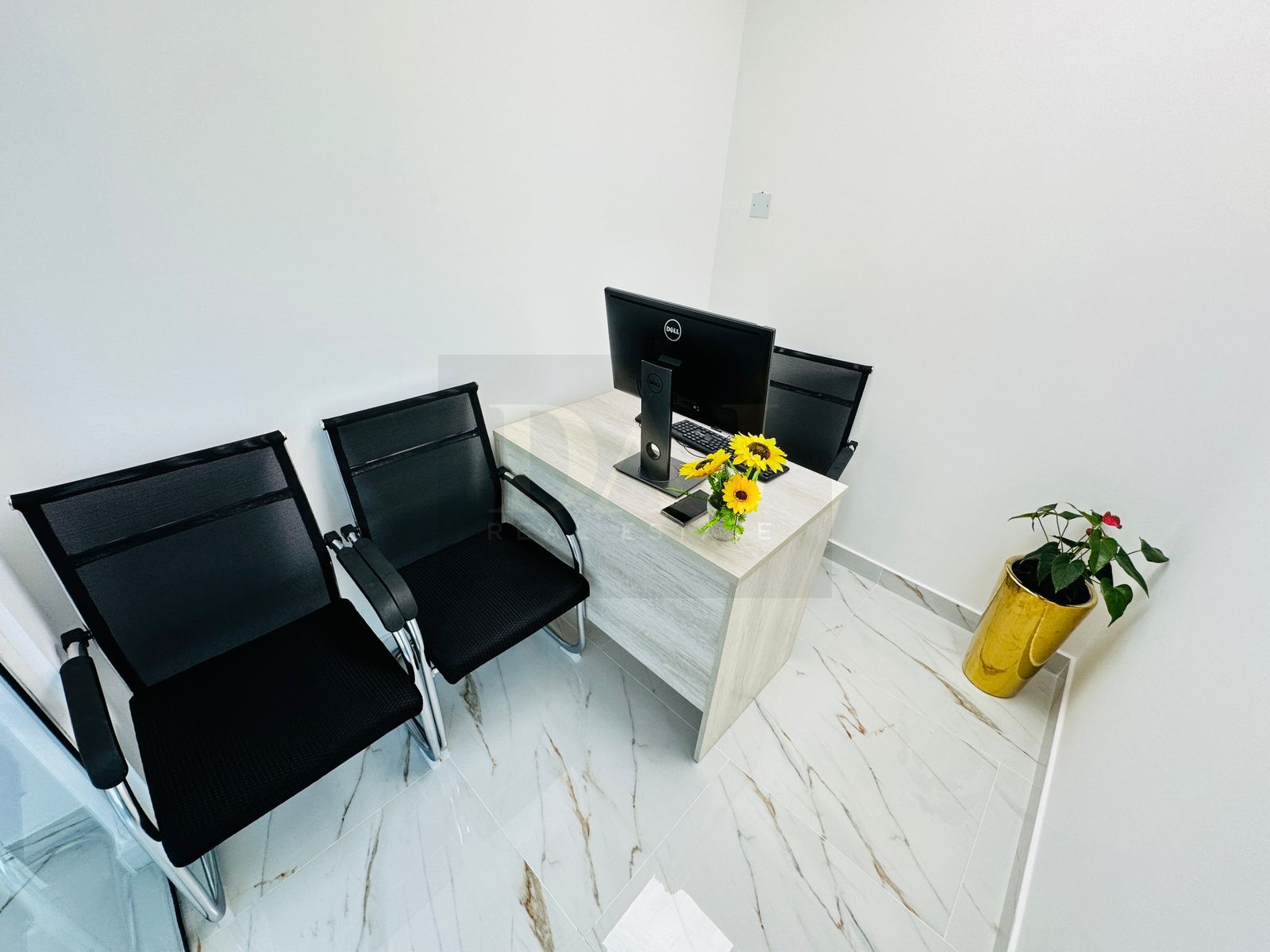 Beautiful Office | Direct from Owner | Near to Metro Station