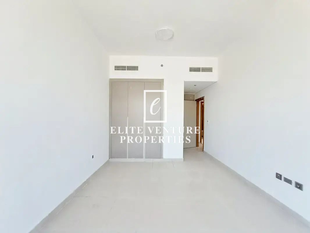CHILLER FREE | SPACIOUS | NEW BUILDING