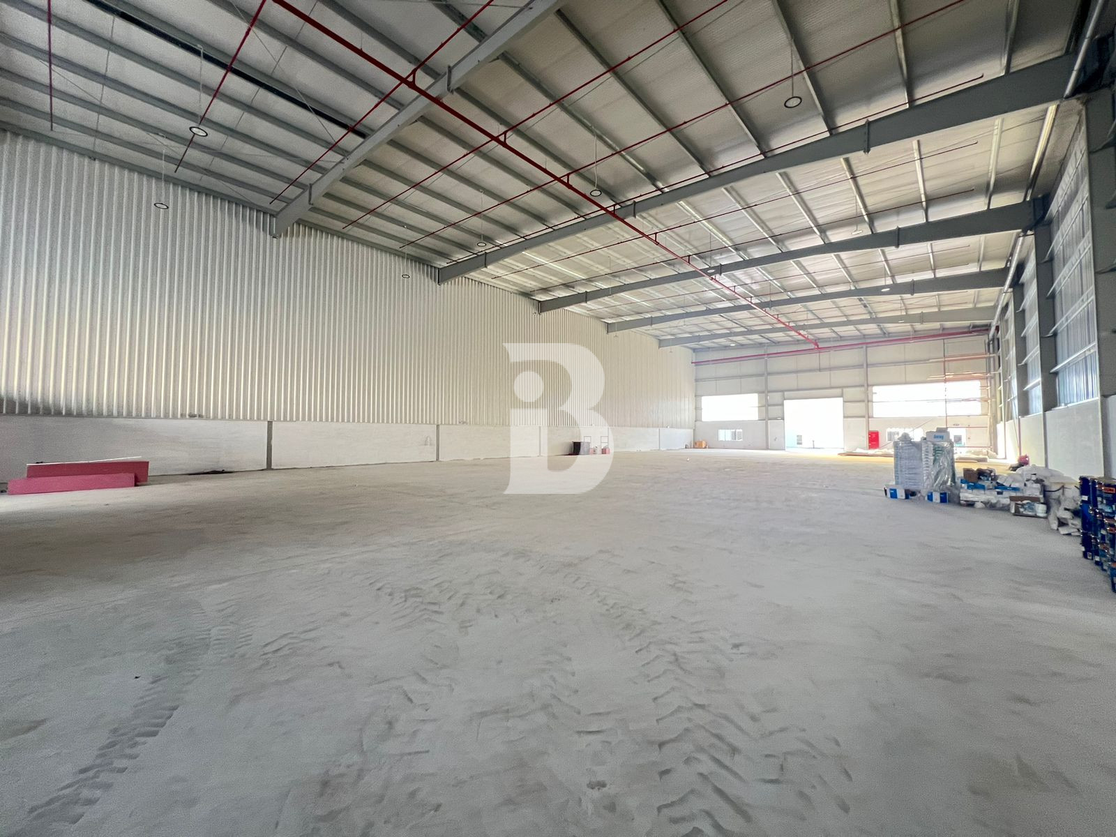 300 KW 25877 Sqft Brand New warehouse in DIP 1