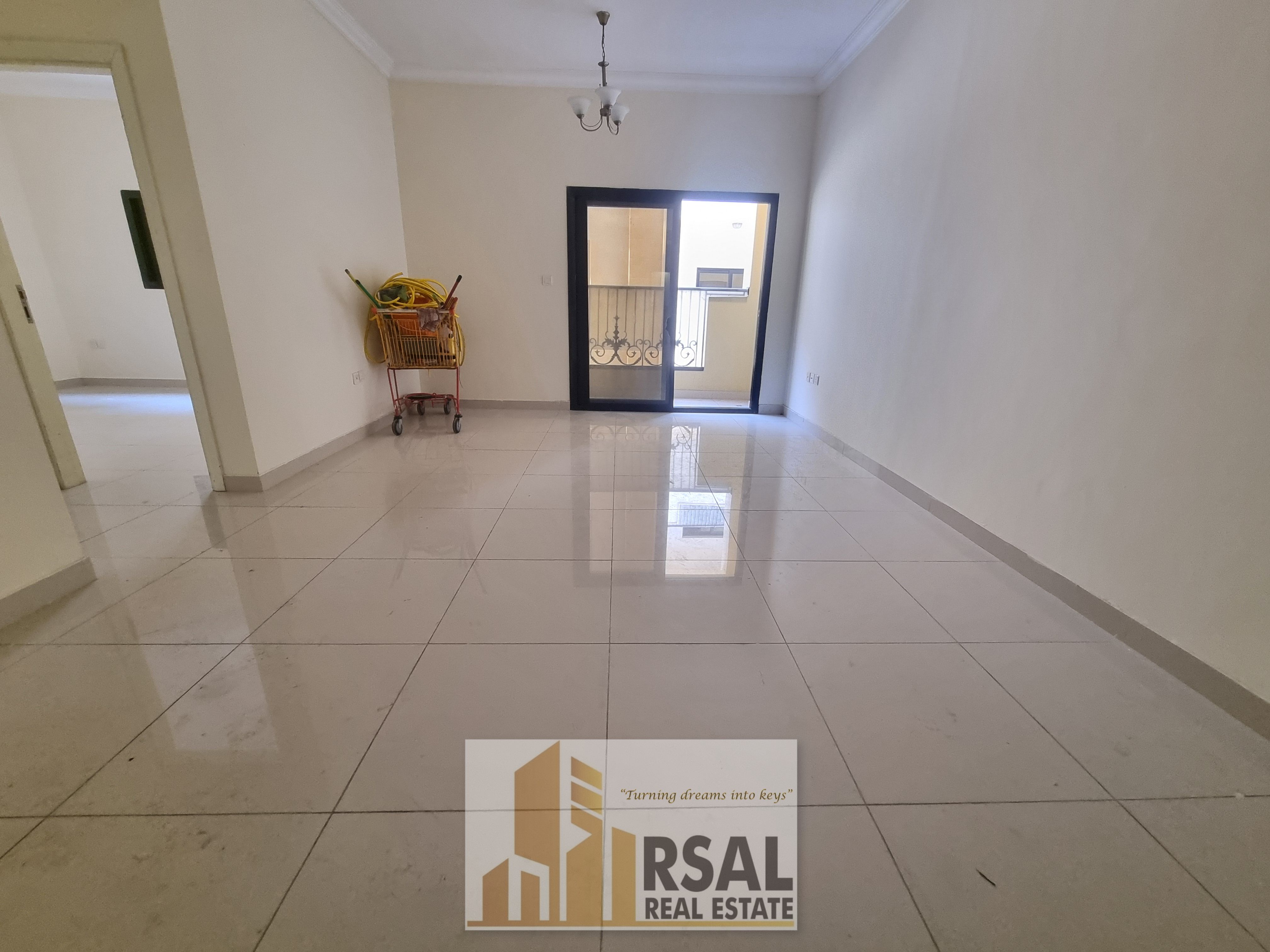 Afordable Lavish Family 1Bhk With Balcony//Coverd Parking//Ready to Move//Easy Payment//Close To Safari Mall