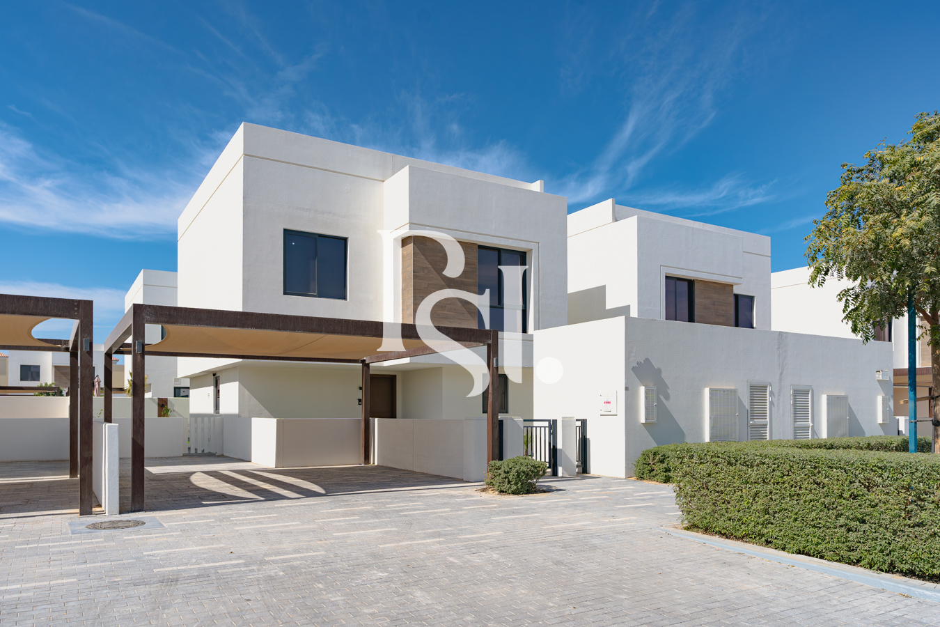 Ready To Move In | Big Plot | Low Premium