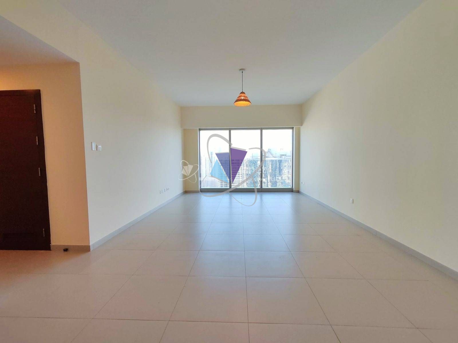 2BHK Unit – Vacant, Prime Location, Exclusive Offer