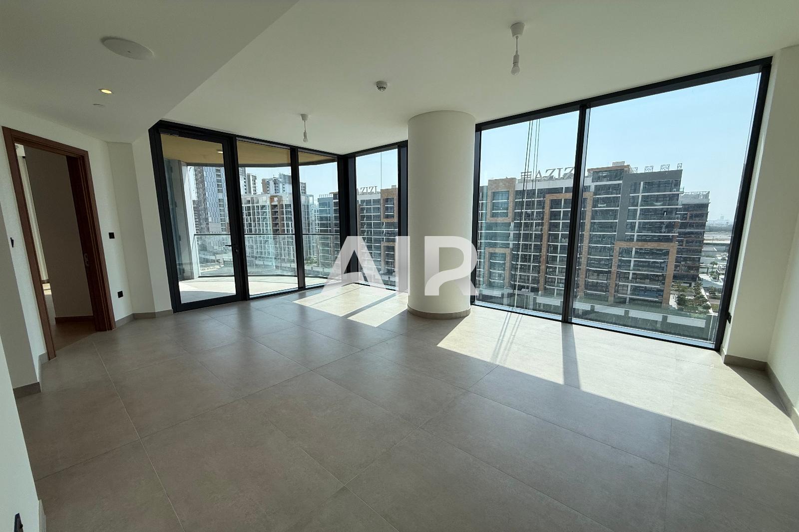 Luxury Living | Lagoon View | Prime Location