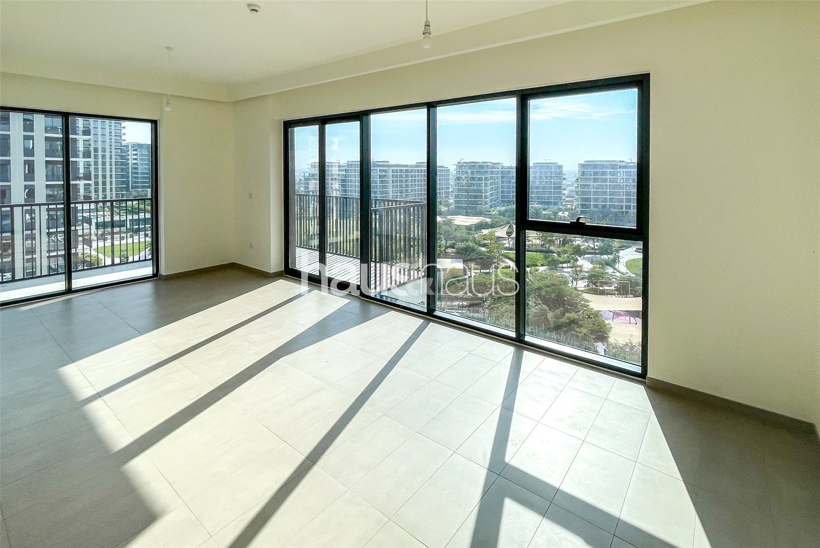 Full Park Views | Large Corner Layout | Ready Now