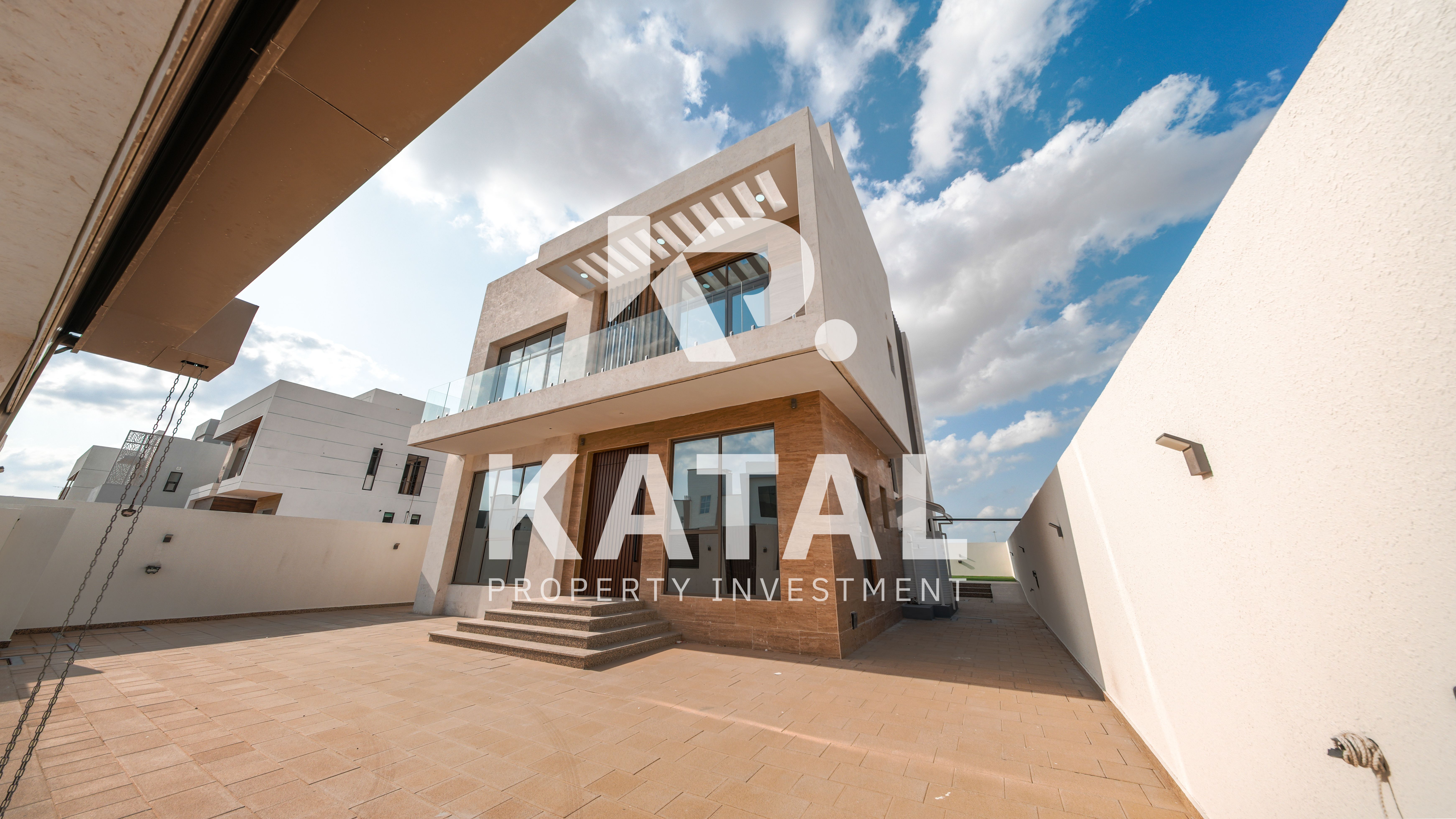 Single Row | 5BR+Maid | Private Villa