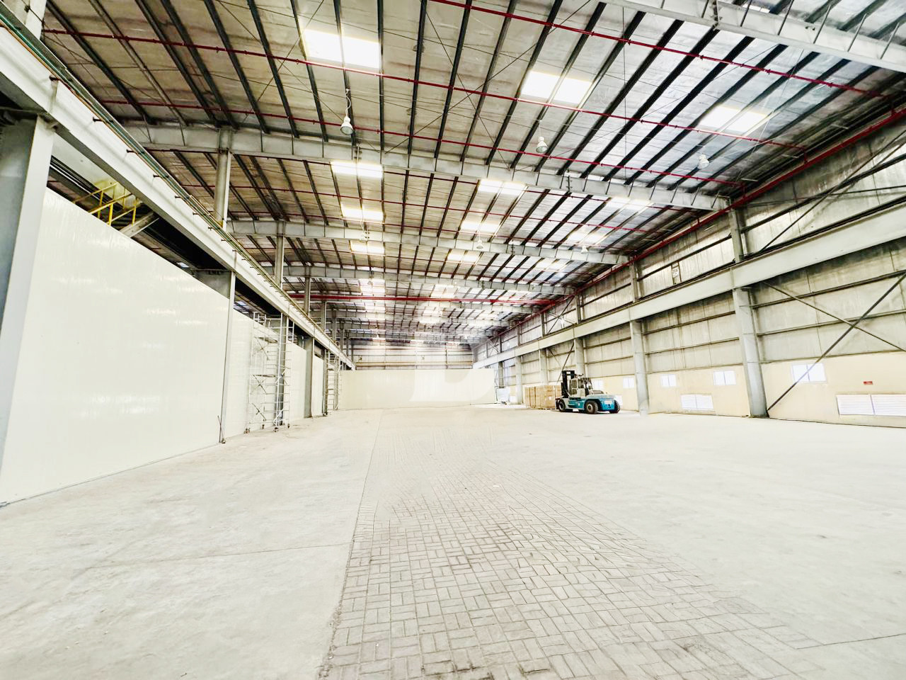 Shared Space | Ejari Provided | 10Mtr Height
