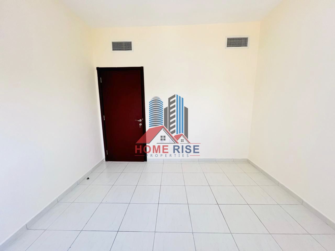 Luxury Feel Lavish 1 BHK Available on Rent in Front Of Park