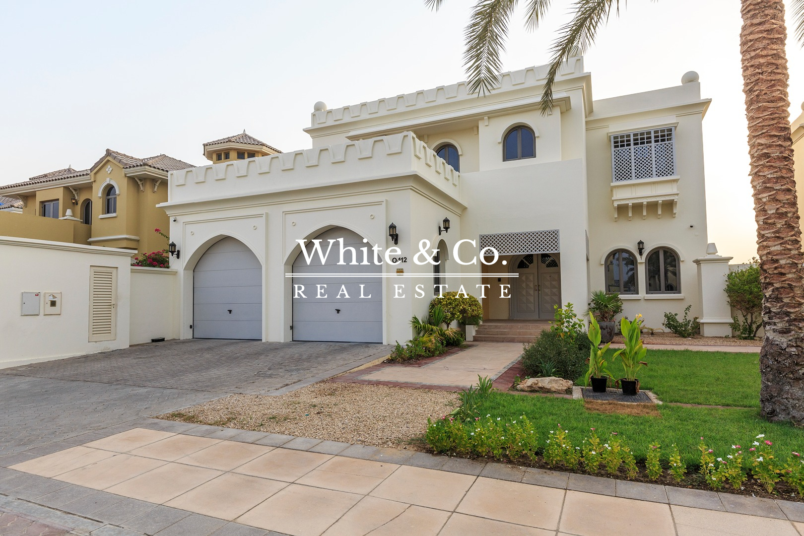 Atlantis Views |Fully Furnished |Spacious
