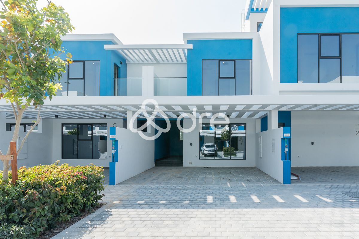 Brand New l Prime Location l Ready to Move