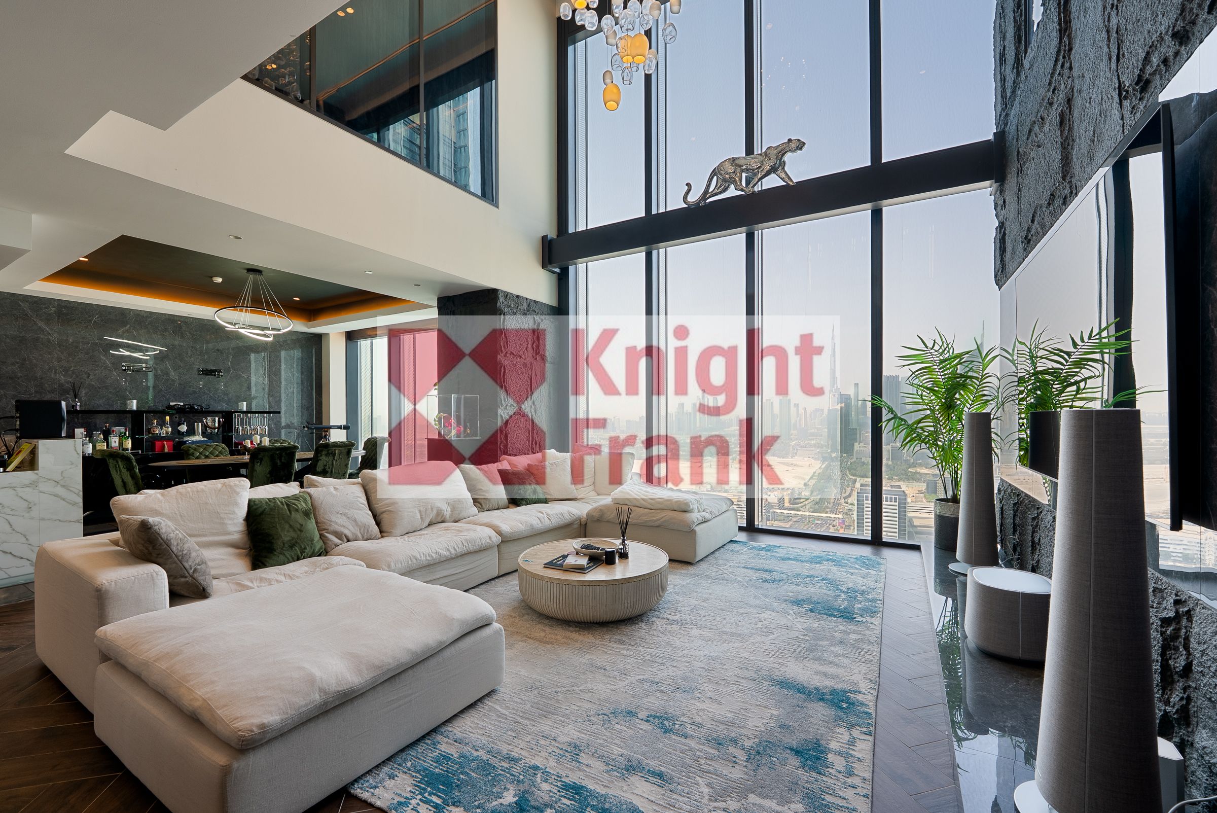 Luxurious 2BR Unit | High Floor | Skyline View