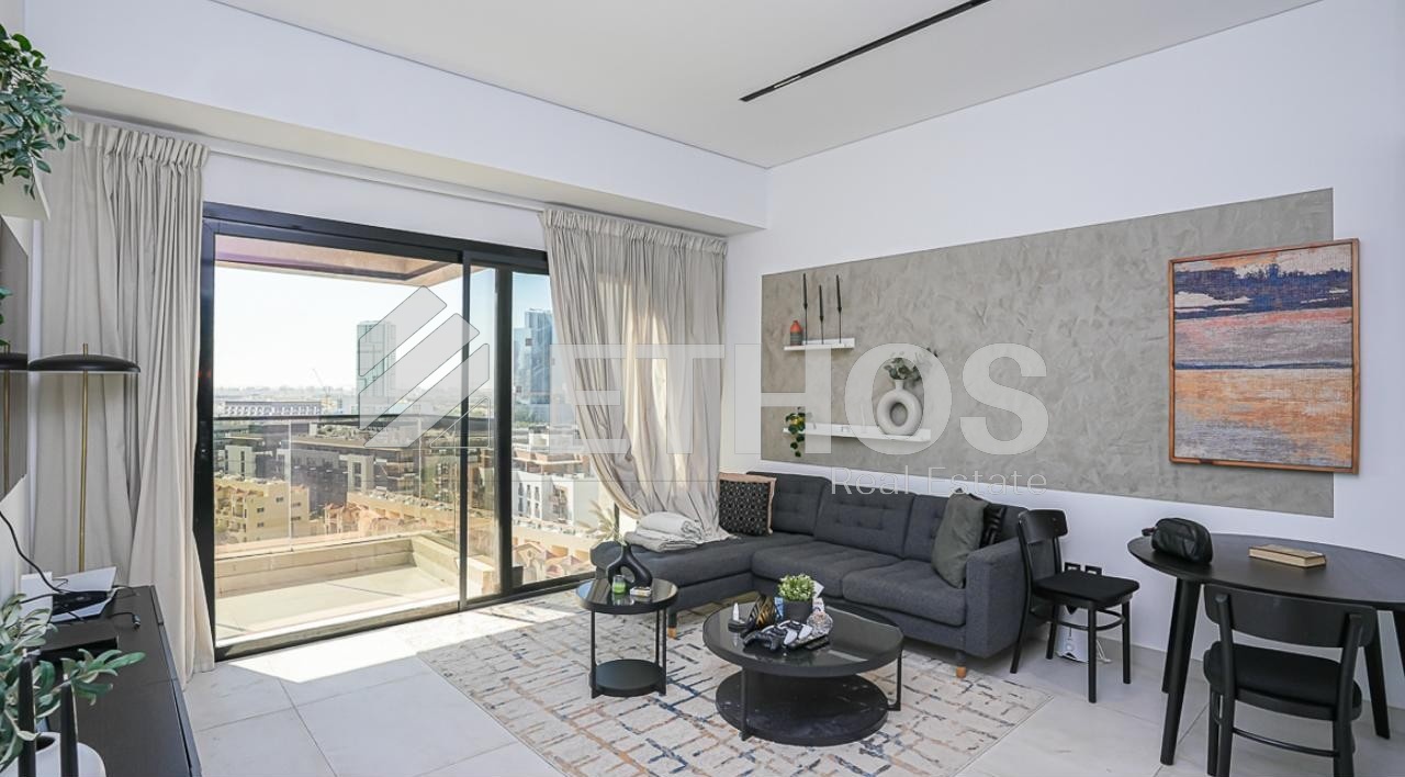 Fully Furnished | Spacious | Community View