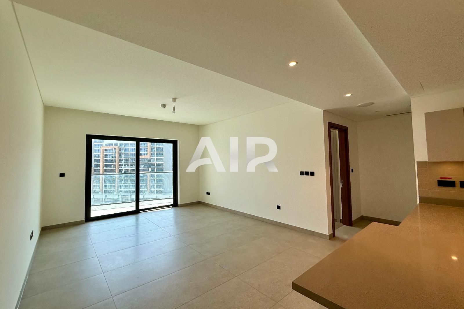 1BR + study | lagoon view | Vacant Brand New