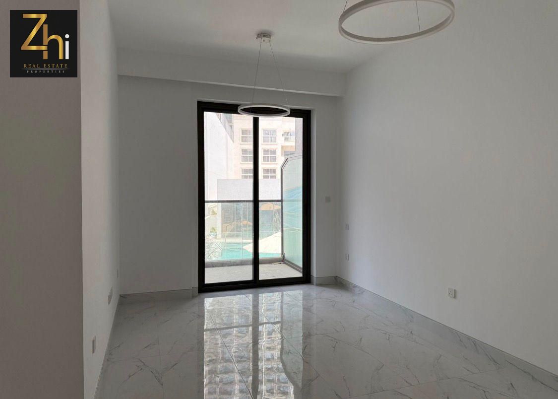 Fully Fitted Kitchen, Ready to...