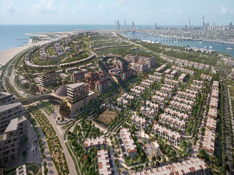 Single Row | Al Hudayriat | Close to Park | Luxury