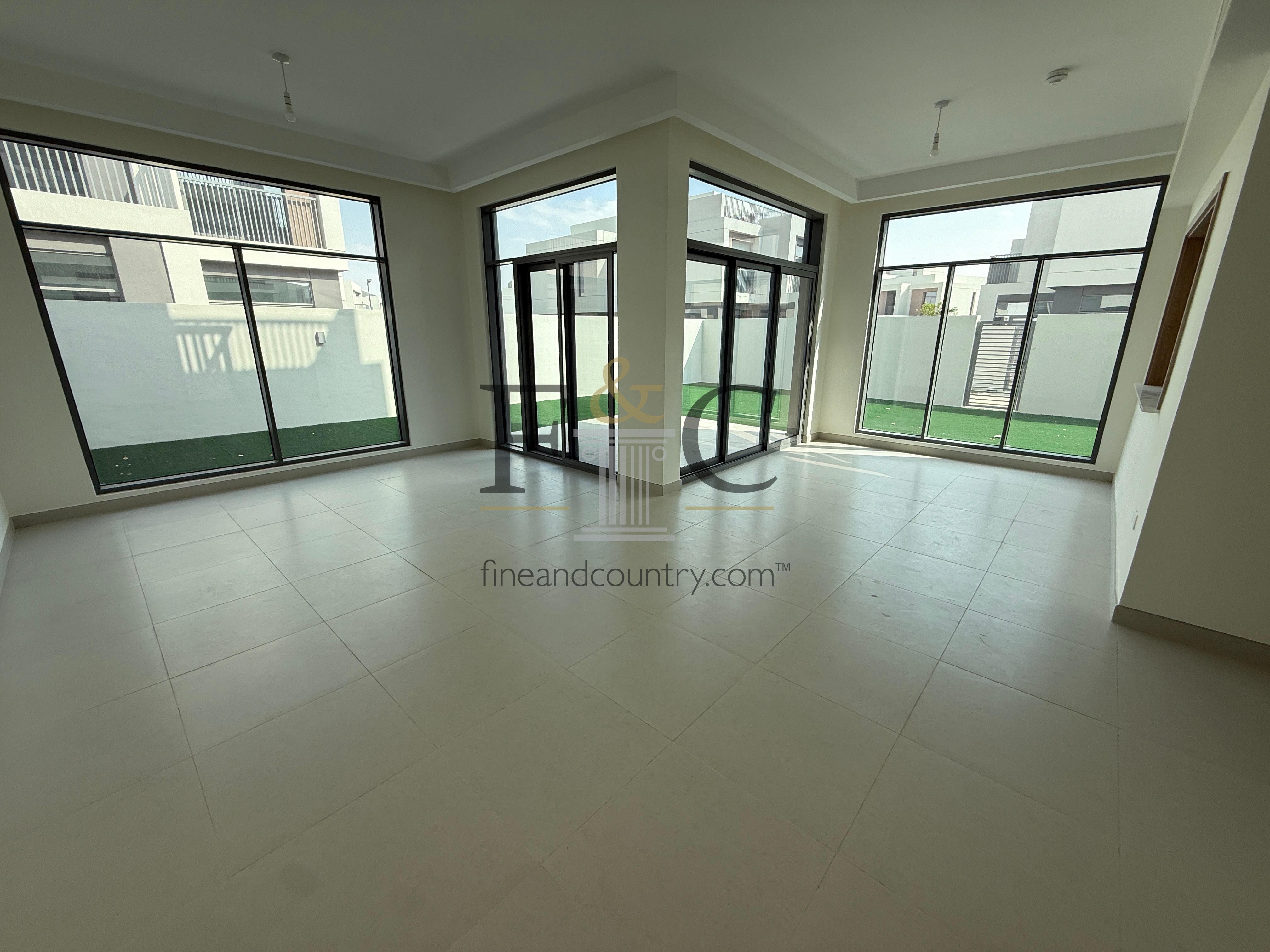 Brand New 4-Bedroom Villa | Closed Kitchen | Pulse Beachfront