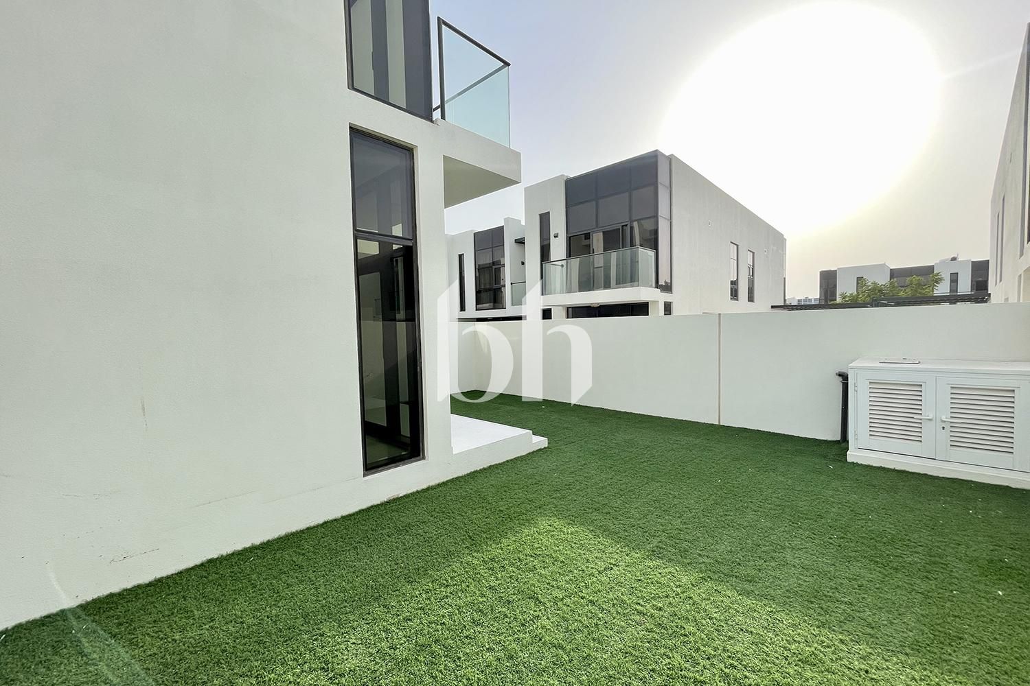 Corner Unit | Close to Community Swimming Pool