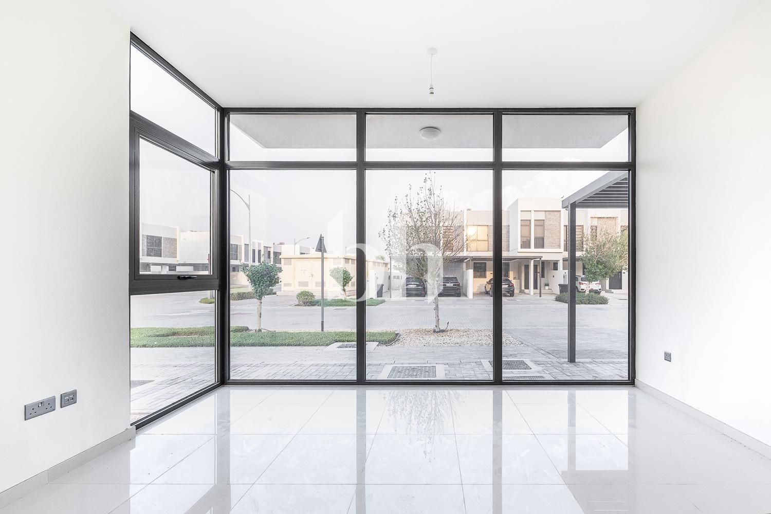 Bigger Plot | Brand New | Vacant | 6 Bedroom