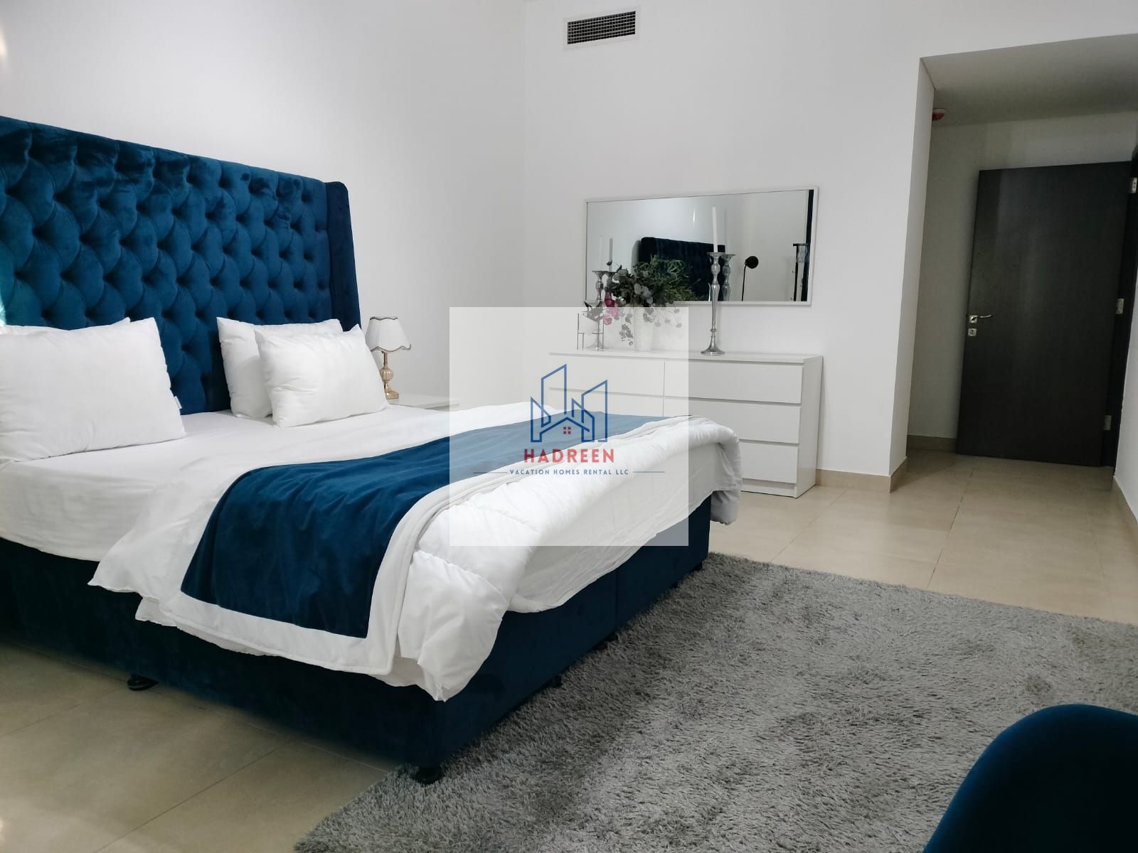 Hot Deal | Spacious Fully Furnished 2-BHK with Balcony for Rent in Plaza Residence