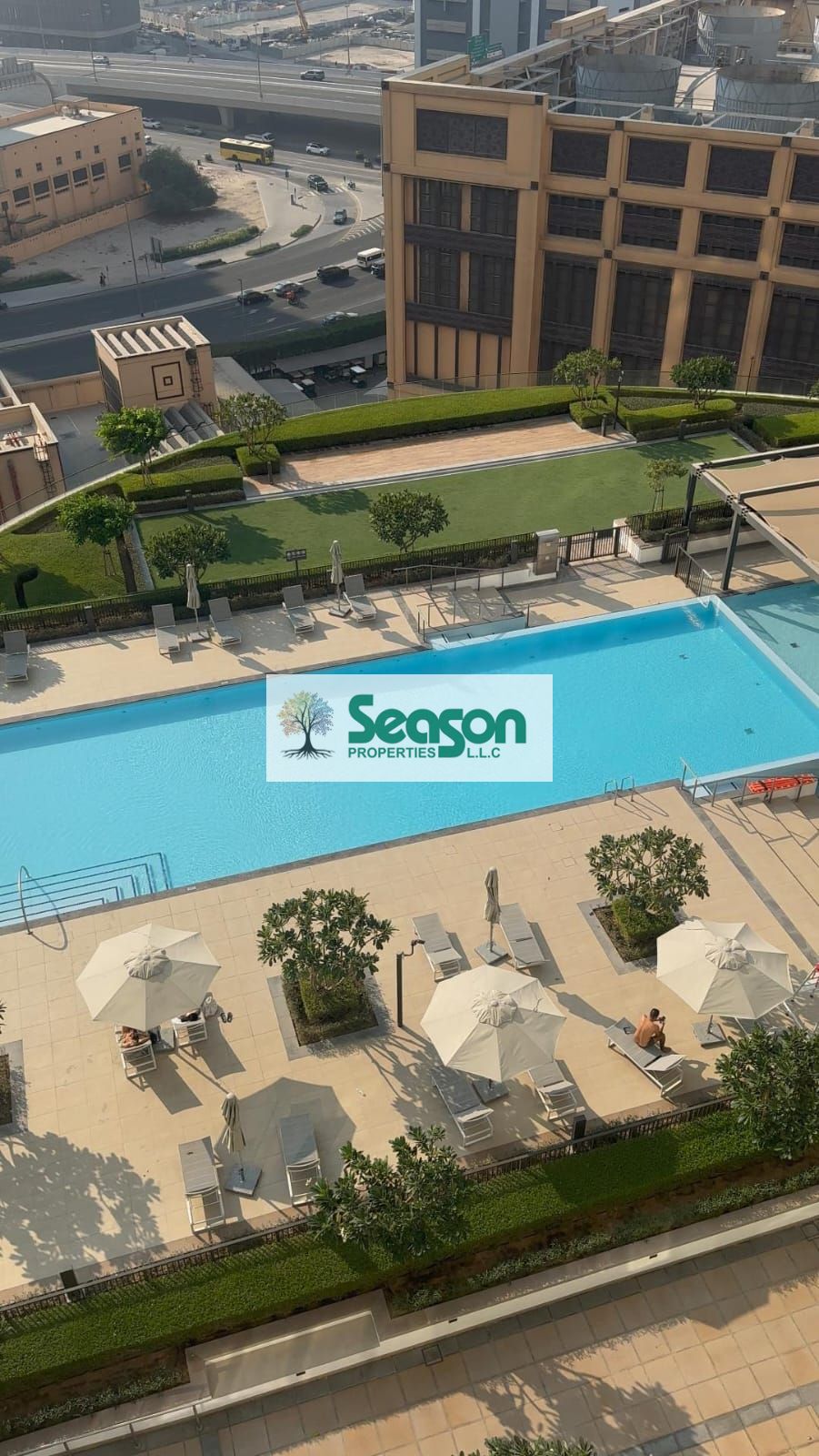 Pool facing I High Floor I Unfurnished l Vacant