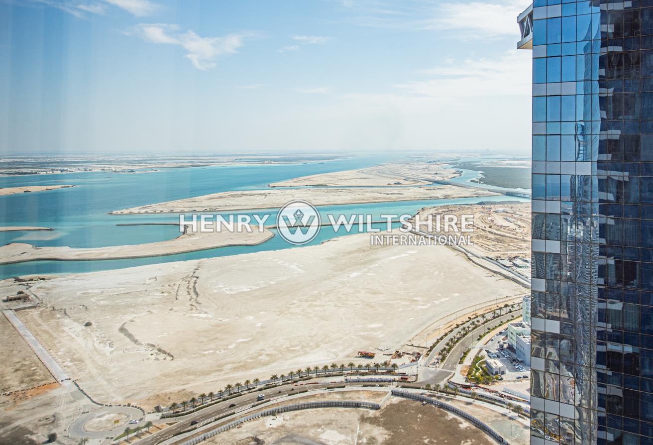 Skyline Luxury | Spacious 3-Bed | Sea Views