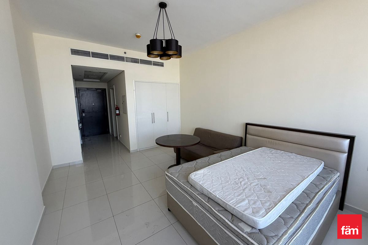 Fully Furnished In Jvc. Studio Available