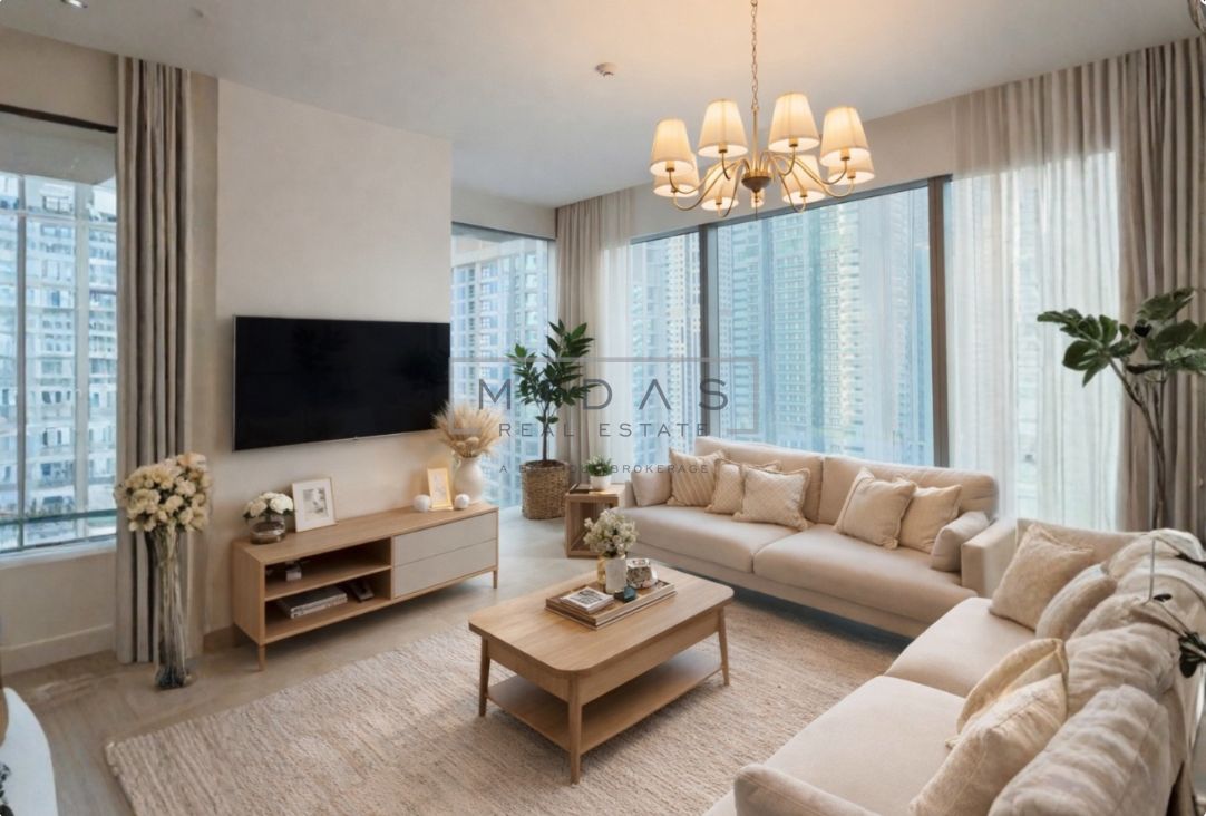 Private Terrance / Large Layout / Fully Furnished