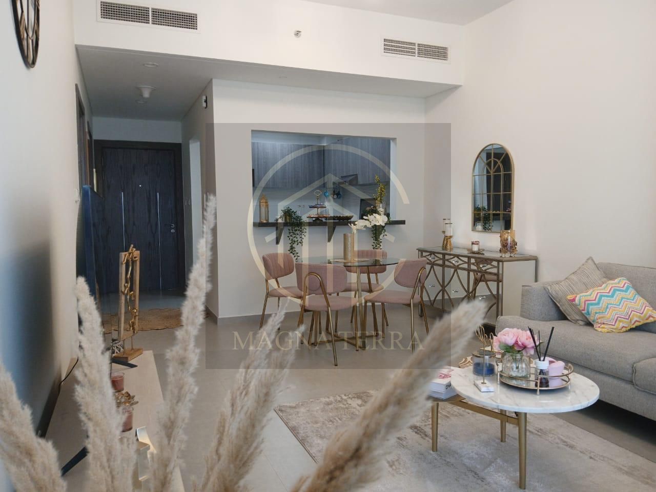 PRIME LOCATION | RENTED | MID FLOOR