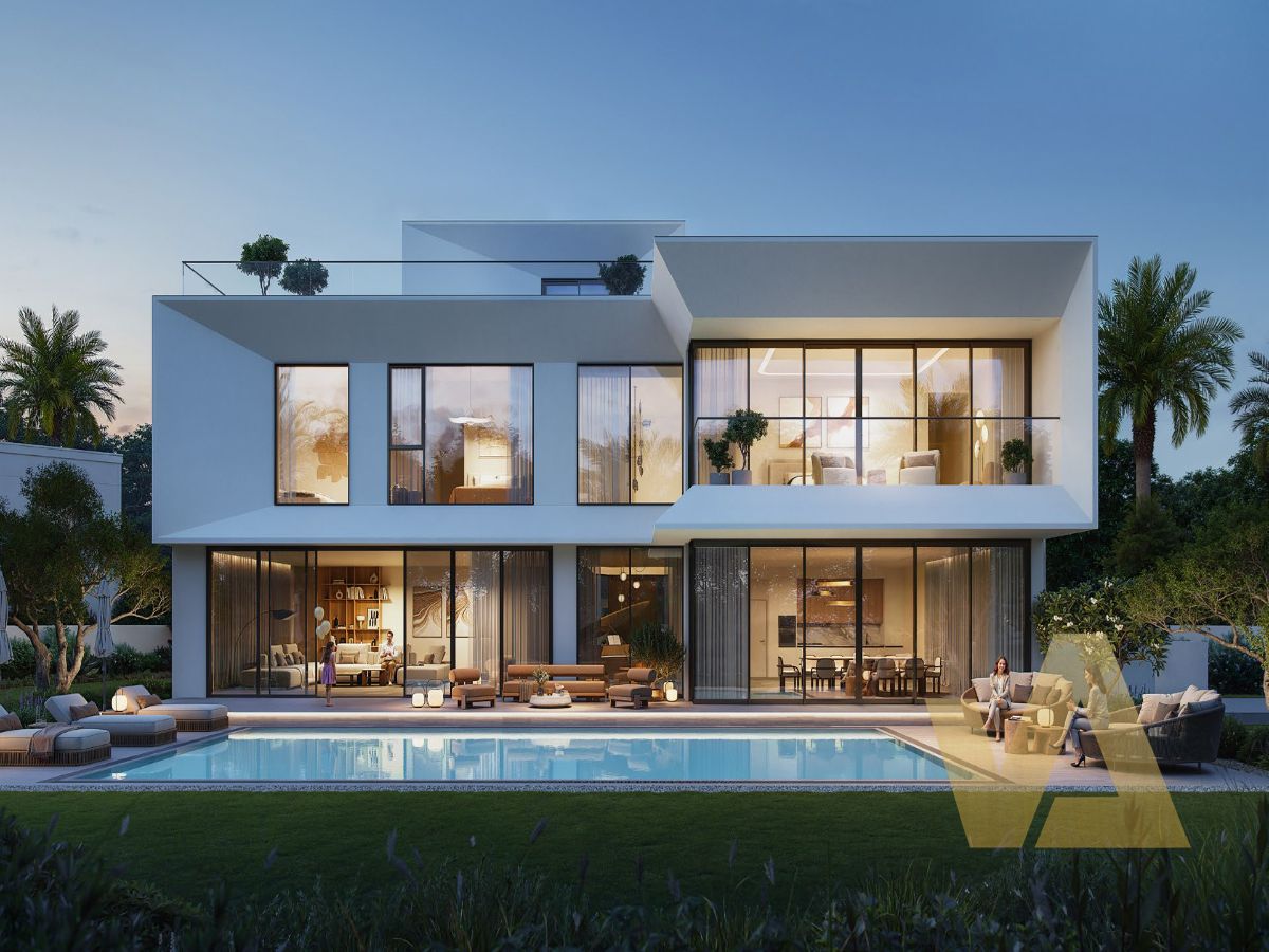 Luxury 6 Bed | PVT Pool and Garden | Elegant Space