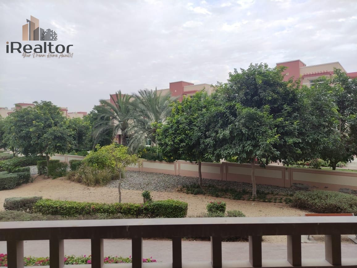 1BR with Balcony | Good Community | Flash Deals!