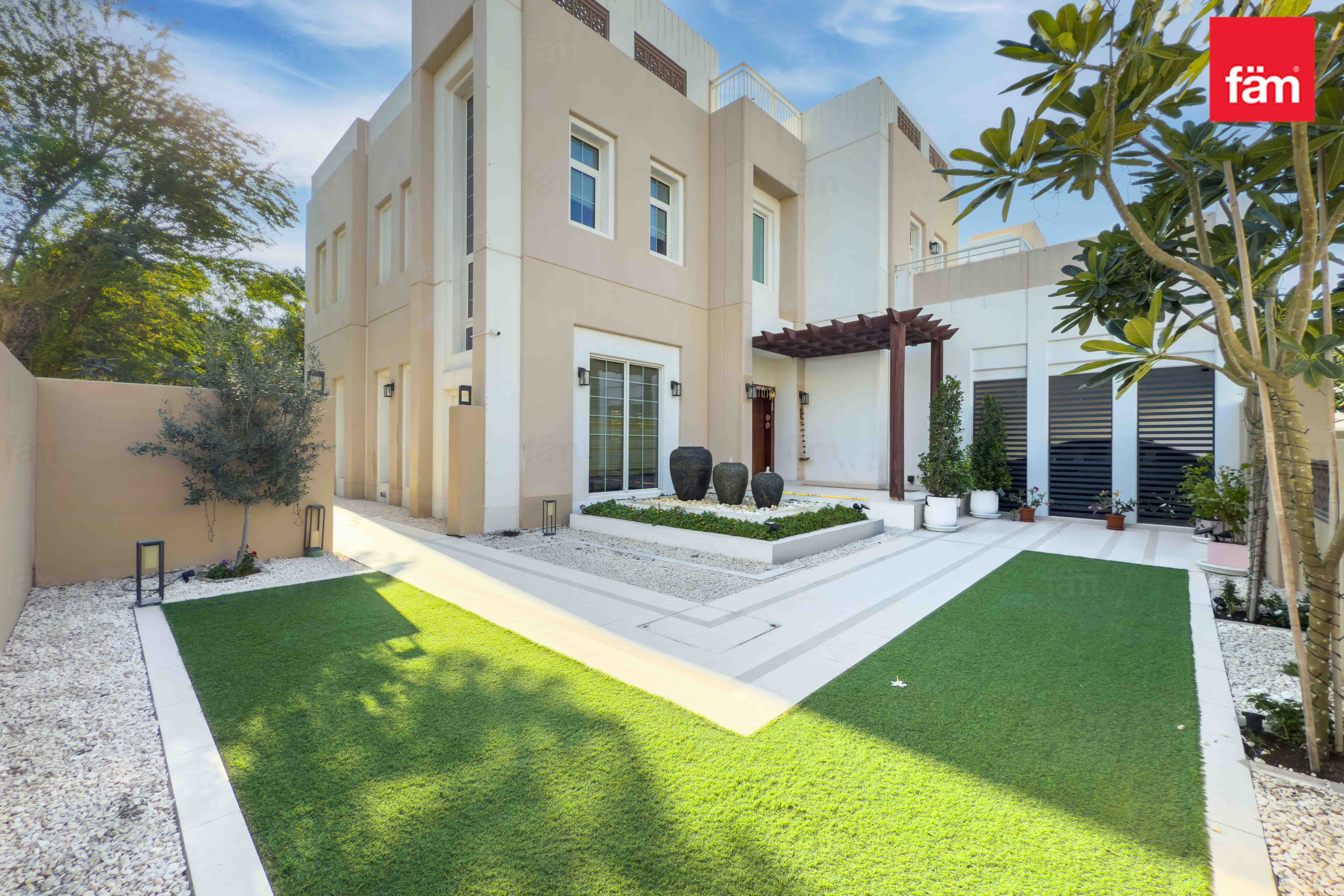 Upgraded | Spacious | KitchAppliances | Vastu