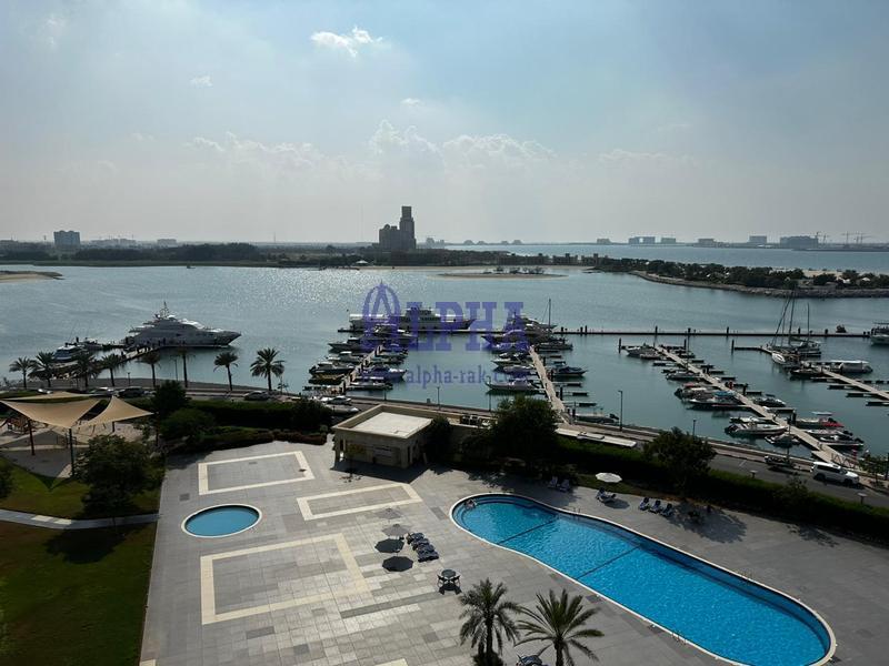 Spacious | Overlooking Marina | 2 BR Furnished for Sale