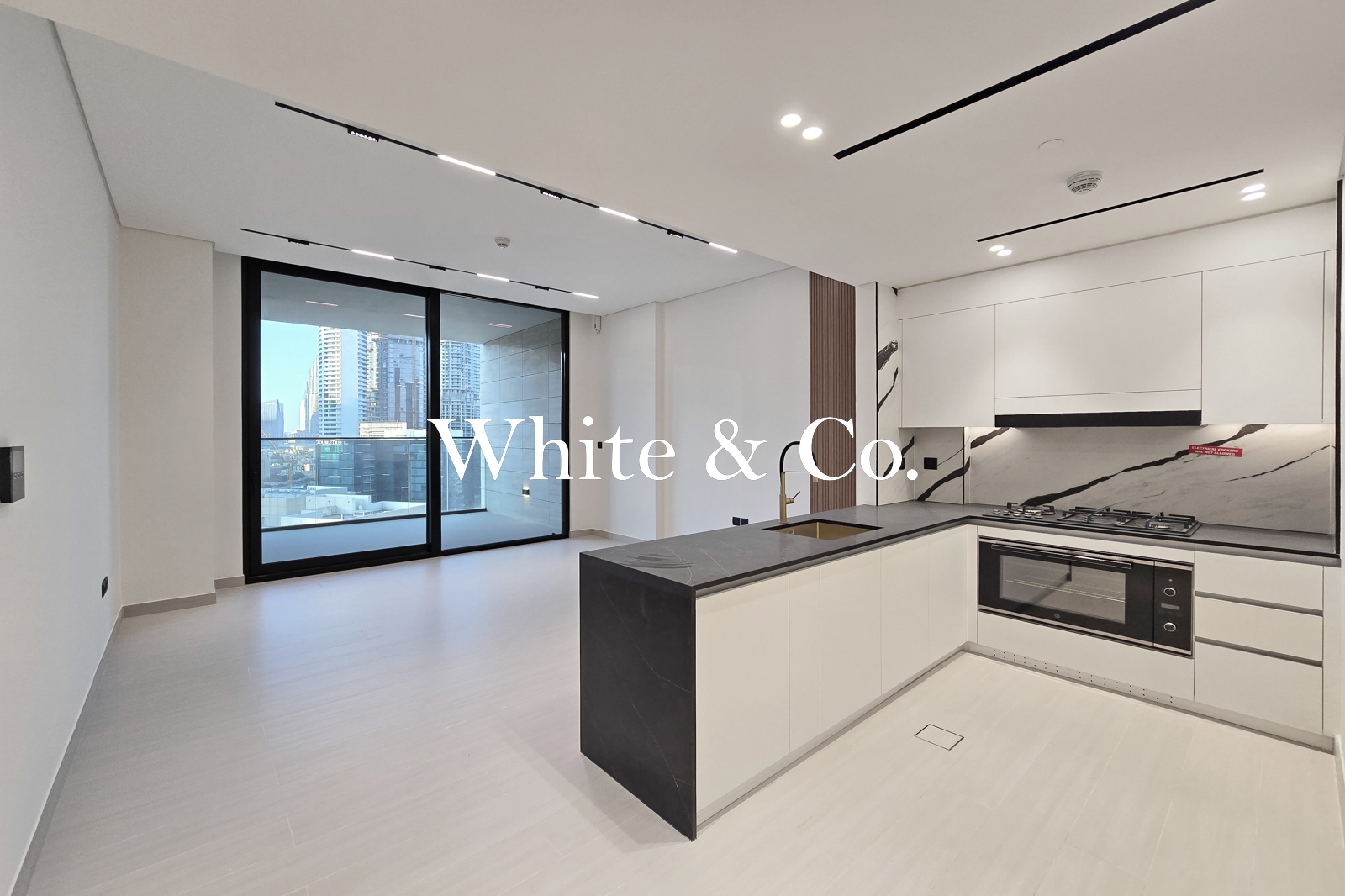 Modern Unit | Vacant | Burj Khalifa View
