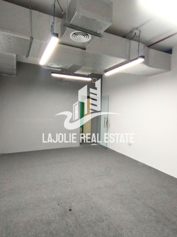 Spacious Office |Ready and Divided Office | Prime Location