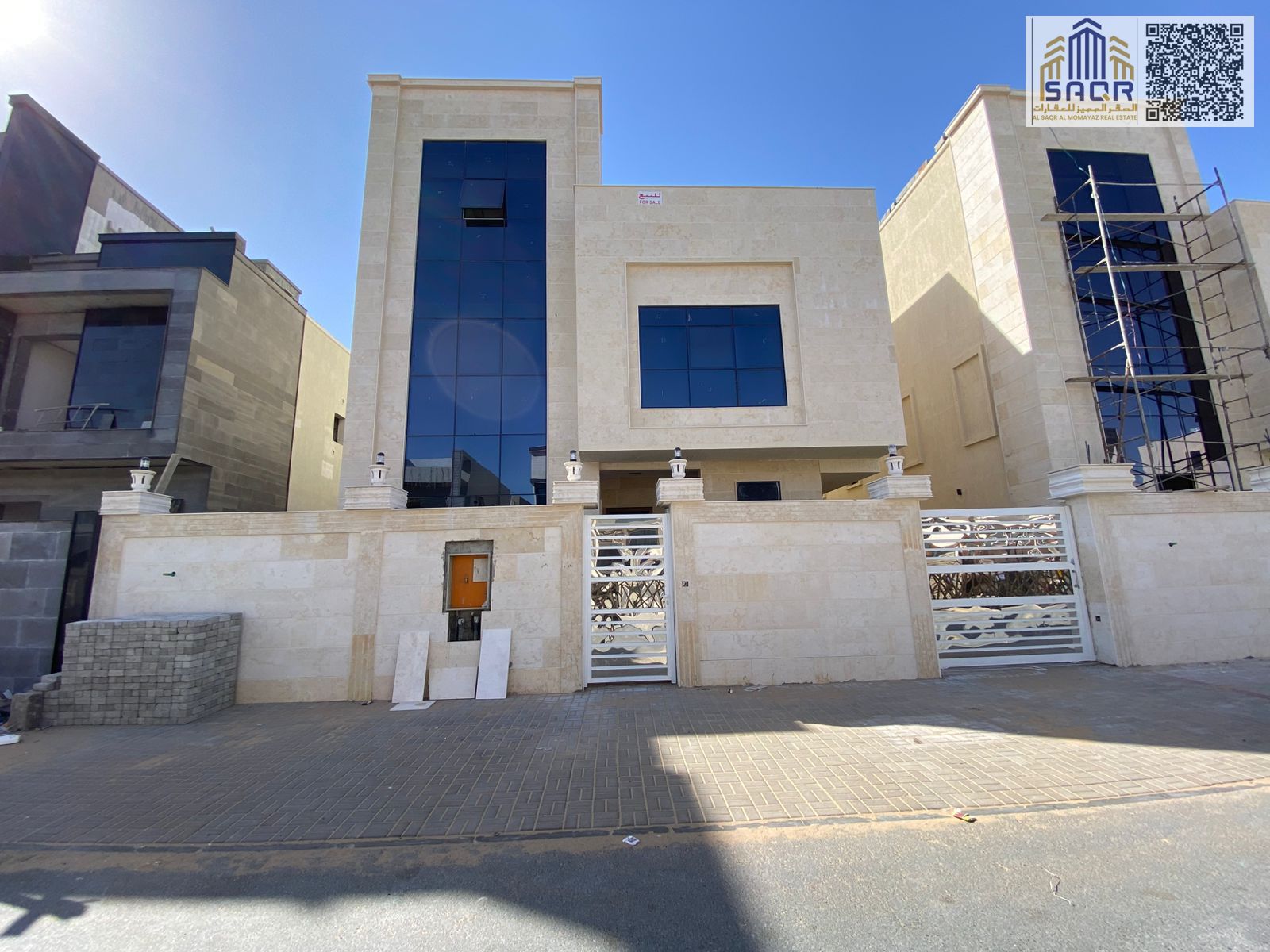 Modern villa, land area 3250 sq ft, 7 master bedrooms, central air conditioning, freehold ownership for all nationalities