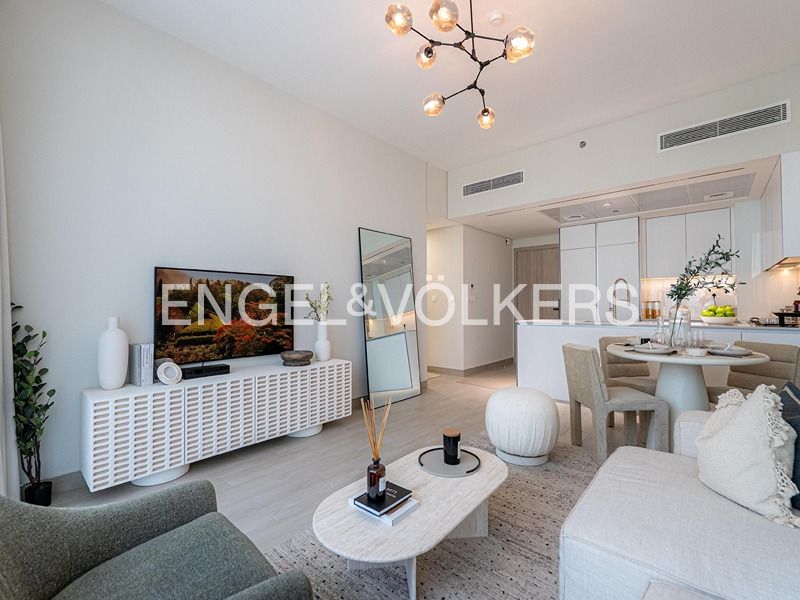 Luxury Apartment | Prime Location | Vacant