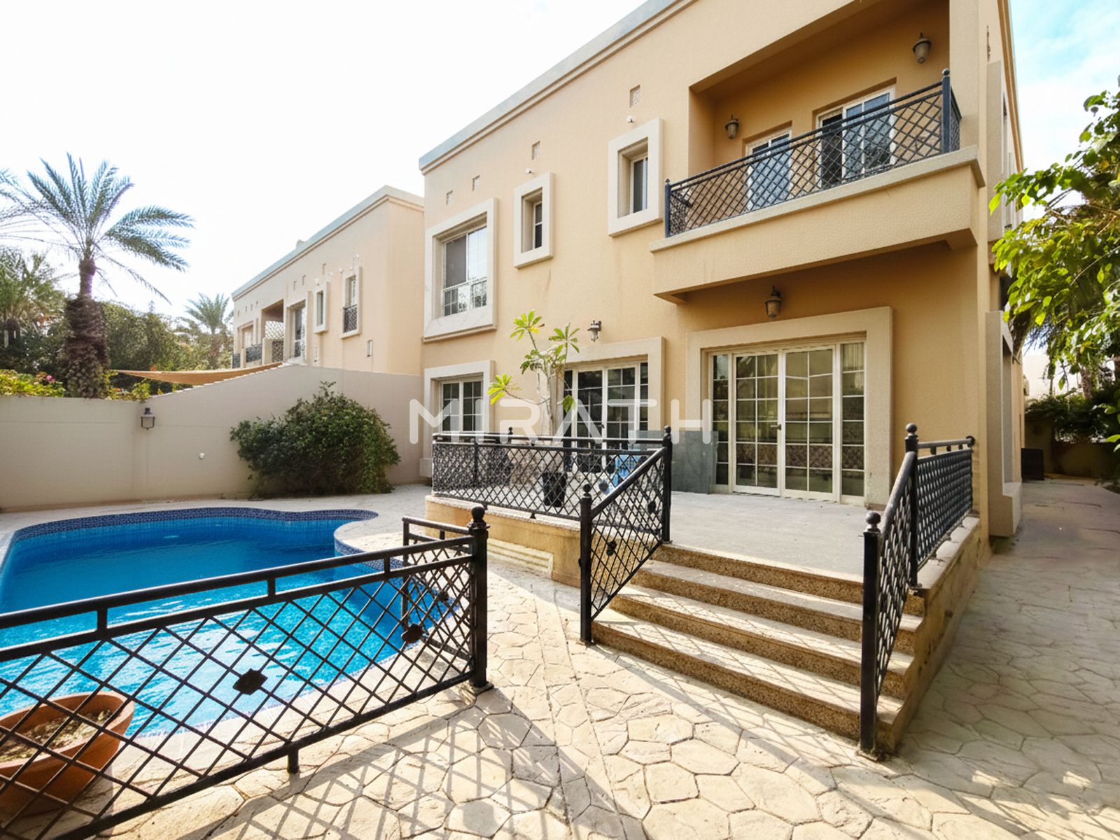 Prvt Pool| Premium finishes | Garden